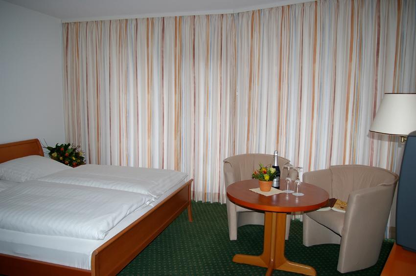 Hotel Haus Deutsch Krone Bad Essen Exterior photo